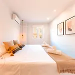 Spacious Apartment In Malaga - Tcm